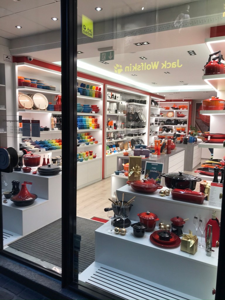 Kitchenware shop, Jack Wolfskin, Luzern
