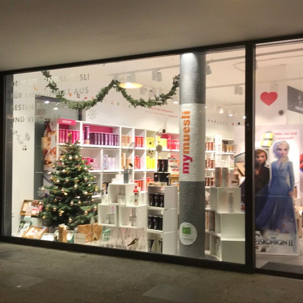 Colourful Merchandising in Mymuesli Store
